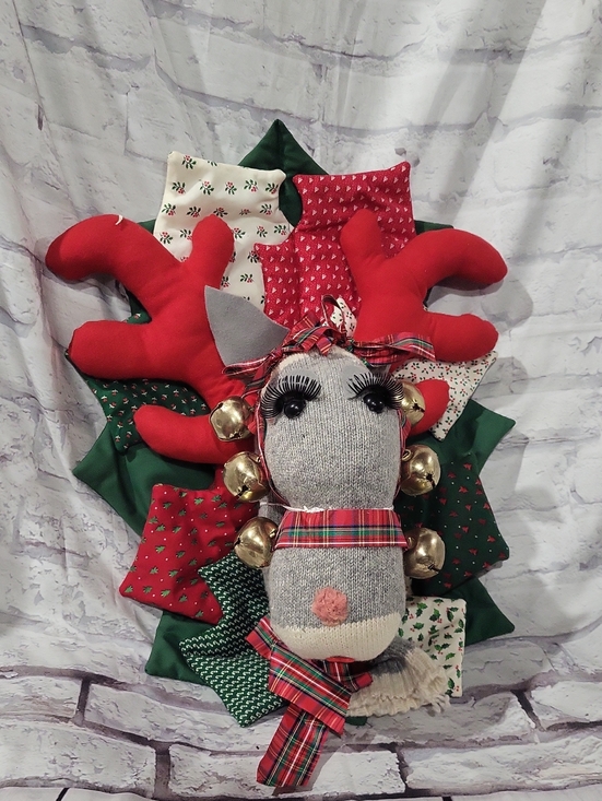 Other - Handmade Holiday Reindeer Wreath - Red & Green